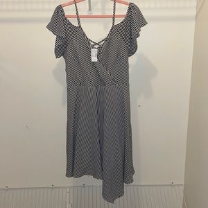 Maurices- Off the shoulder black and white striped dress-NWT
